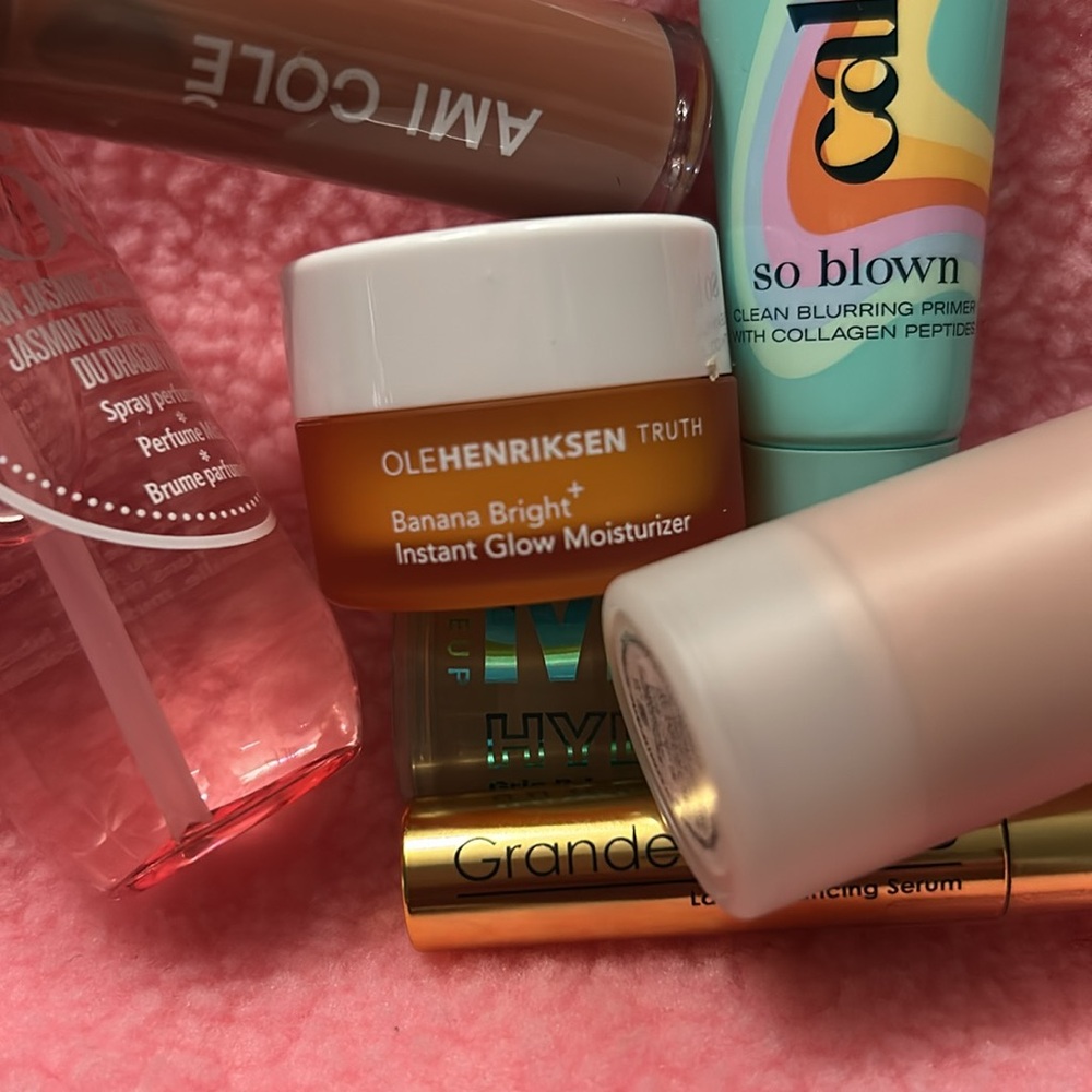 Sephora Holiday Makeup & Skin Set - Picture 6 of 6